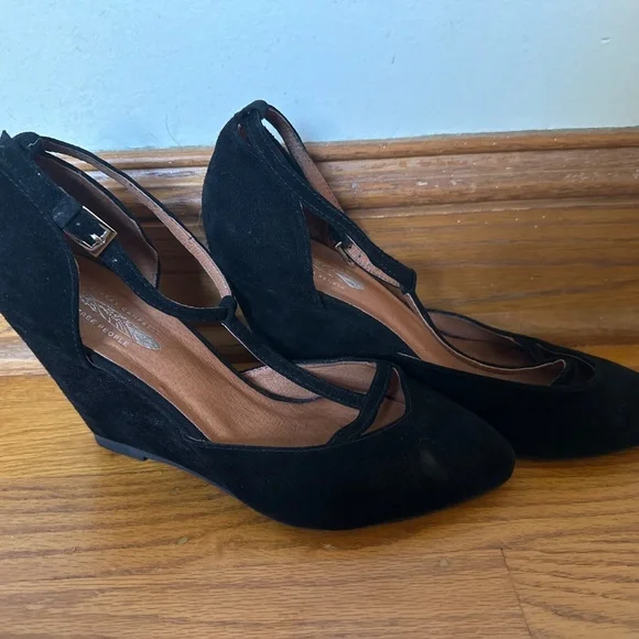 Free Prople strapped wedge heels - Picture 2 of 7